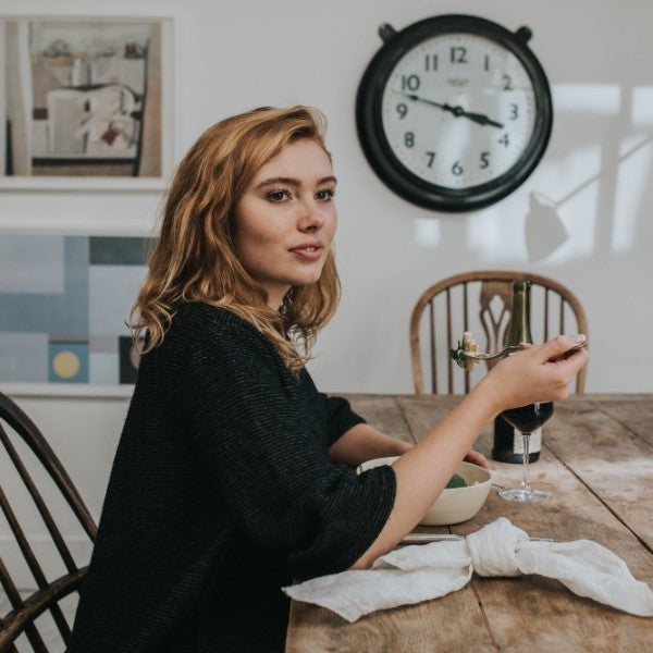 At the table:  Mindful mealtimes