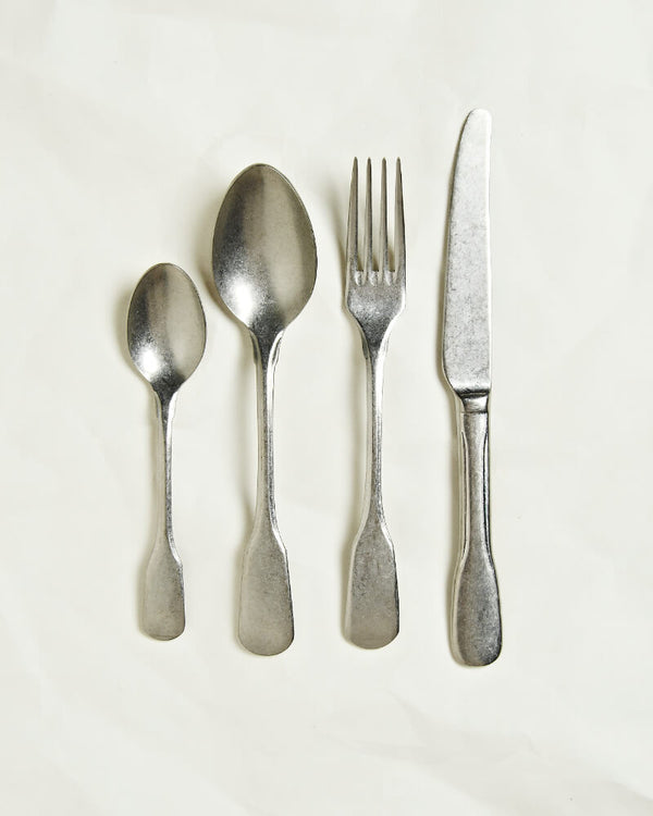 Vintage style cutlery set